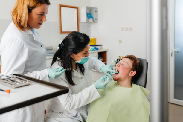 Best Emergency Wisdom Tooth Extraction in Reading, MI